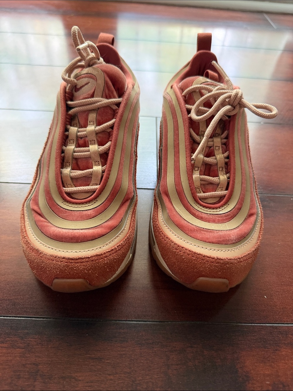 Nike Coral Pink Low-Top Lace Sneakers